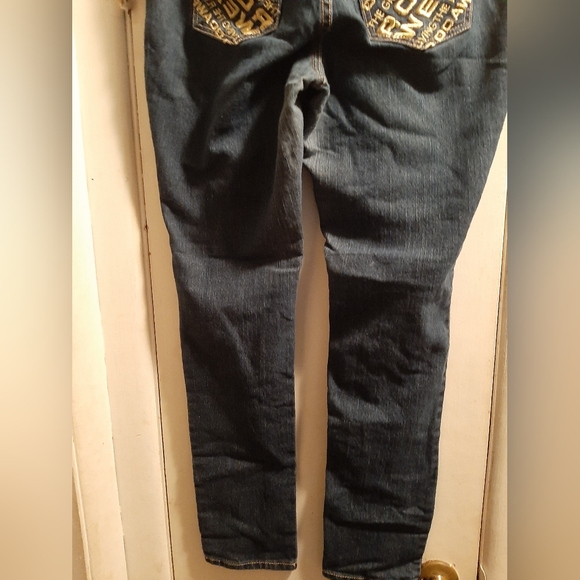 Ladies Rocawear jeans - Picture 6 of 6